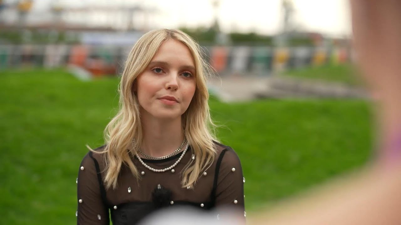 Lina Larissa Strahl im Interview - Das macht die 