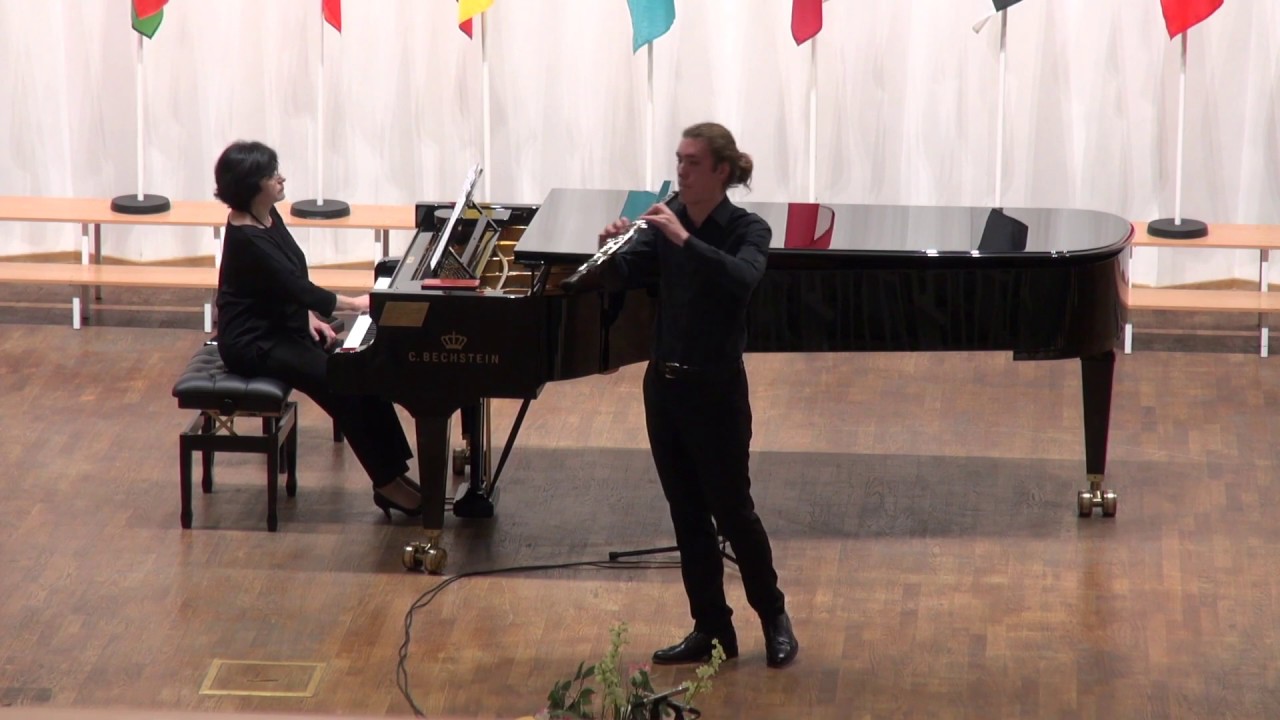 A. Vivaldi  Oboe Concerto in d minor RV 454 .  Leonid Surkov, oboe,  Lili Mgeryan,piano. 07.11.2018
