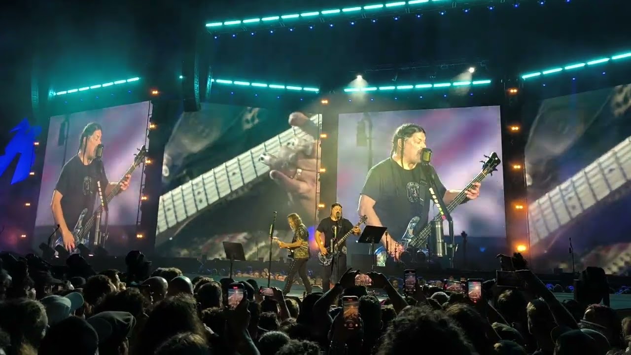 HD AUDIO IN DESCRIPTION | Metallica covers Smoko by The Chats