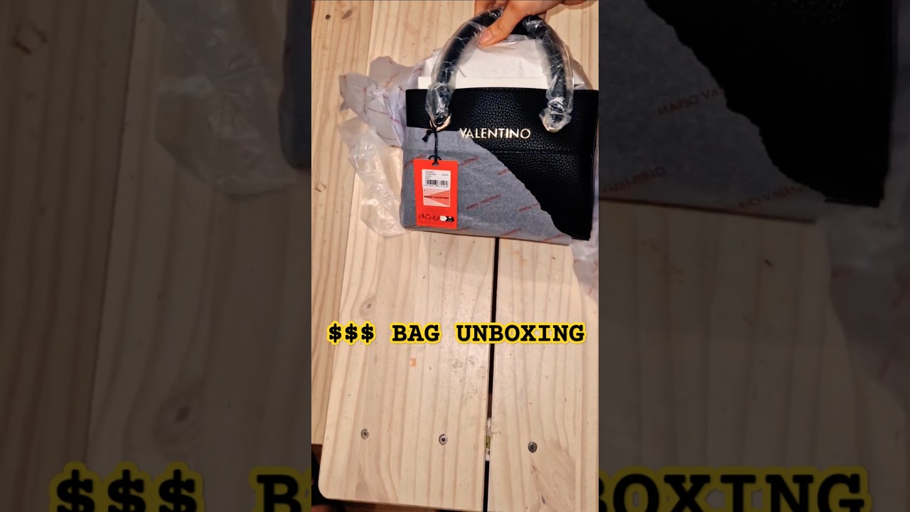 Unboxing the ICONIC Valentino Alexia Bag in Nero | Luxury Handbag Goals! #handbags #valentino #style