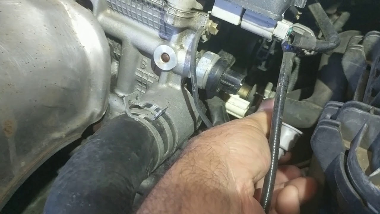 How to replace Cooling sensor on 2004 Toyota Camry