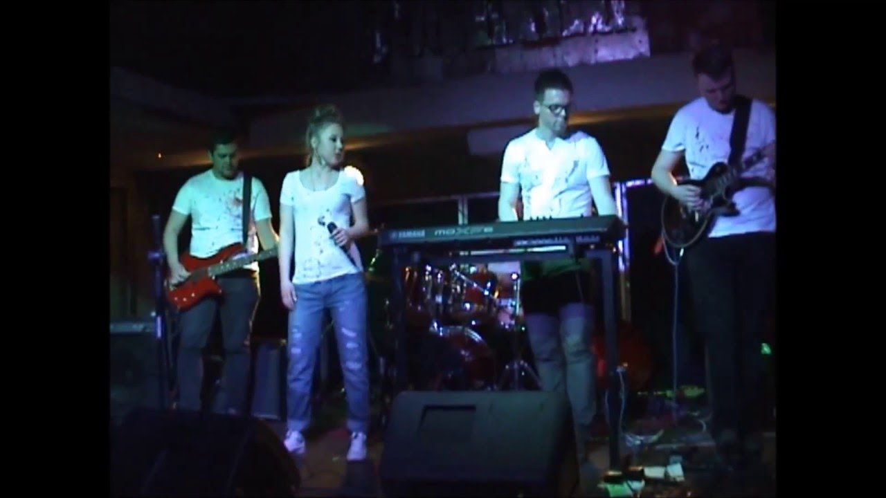 JUHA - Mniejsza przestrzeń (live @ Bunkier 7.03.2016)