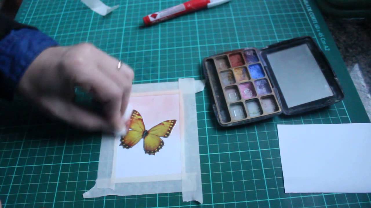 Cómo pintar una tarjeta con sombras para ojos - Reciclado de maquillaje