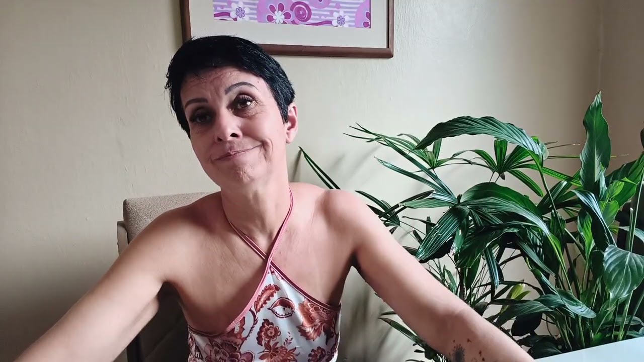 PEIXES🤔👀de olho nos horários. 😈 age na calada da noite.💨Esfria com a Sacerdotisa,logo vai atrás 