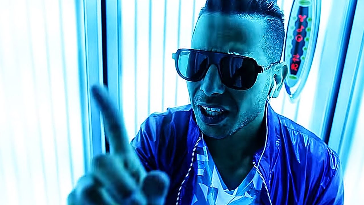KAMELENOUVO - T'es mort dans le clip (clip officiel)
