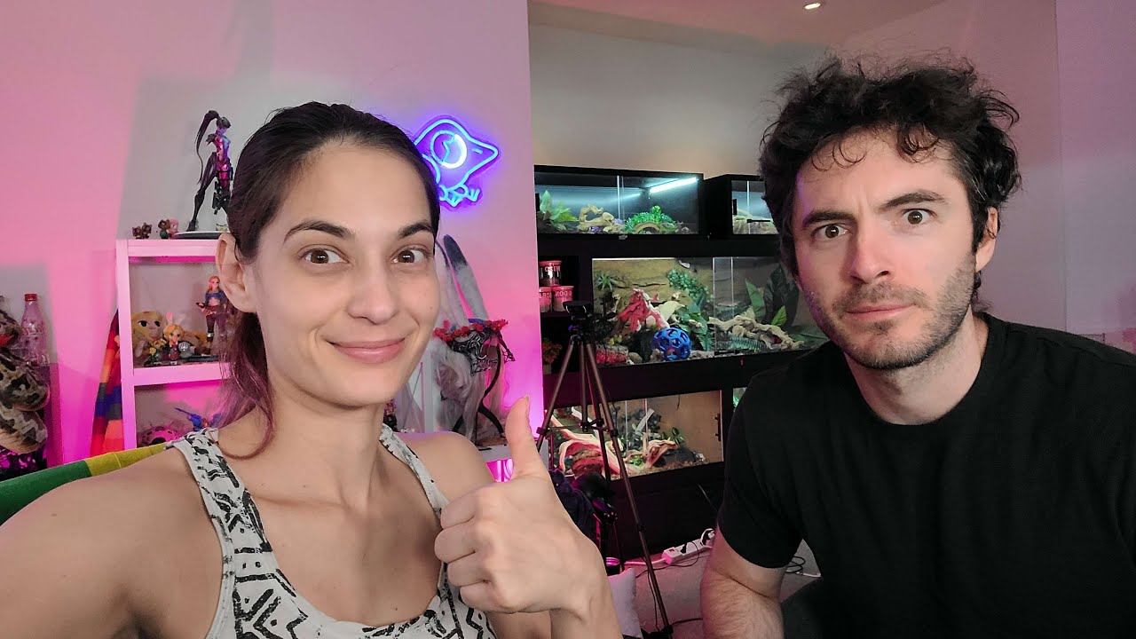 CAPTAINSPARKLEZ DOES MY MAKEUP!!