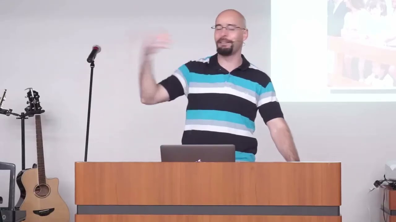 CRIANDO FILHOS NA COMUNIDADE DA FÉ. Pr. Glauber Manfredini