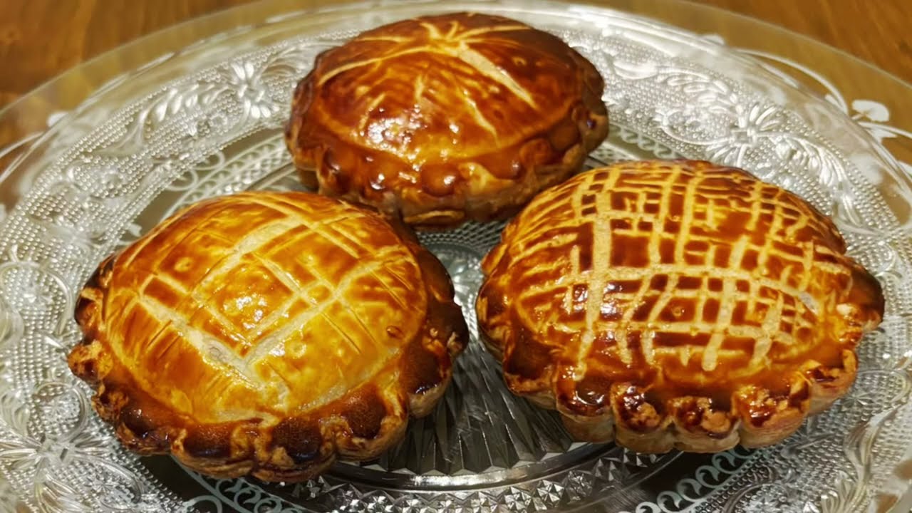 Minis galettes à la crème d’amandes et pipettes de chocolat 
