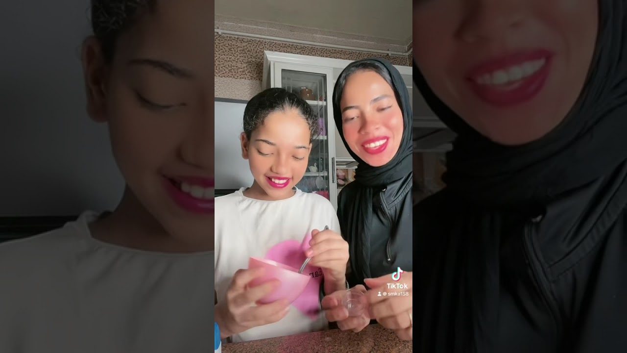 ليب جلوس طبيعى سموكه بتعمله بنفسها💄💋