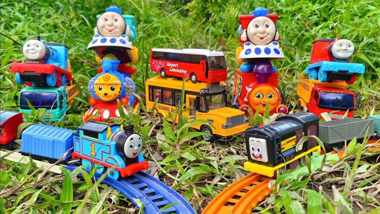 Hunting Thomas and Friends Toys, Tayo Little Bus Toys