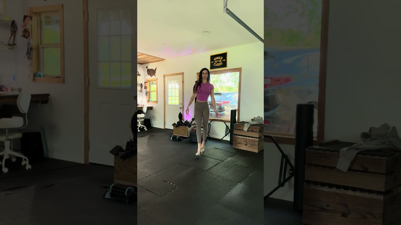 2 Posing Tips for NPC Bikini & Fit Model Athletes. April, 14, 2025