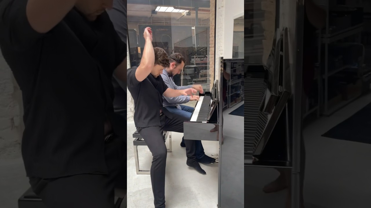 Insane Bella Ciao Piano Cover 4 Hands 🤯🎹 (Jan Vesely & Edoardo Brugnoli) 🇮🇹🇨🇿