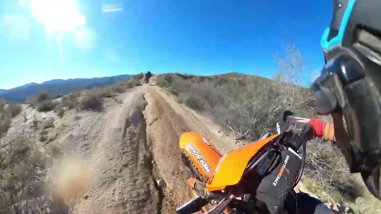Ripping some Ridgeline Track and Crashing