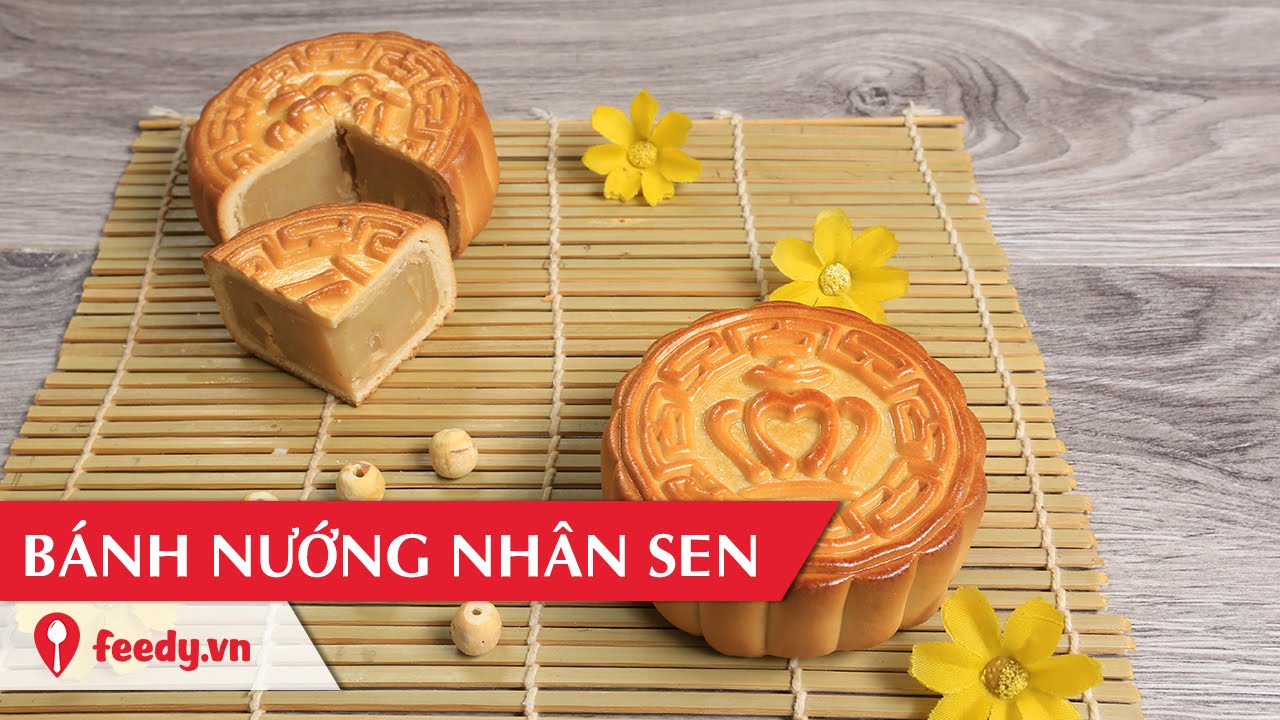 Hướng dẫn c&aacute;ch l&agrave;m b&aacute;nh nướng nh&acirc;n sen thơm ngon - Mooncake With Lotus Seed Paste