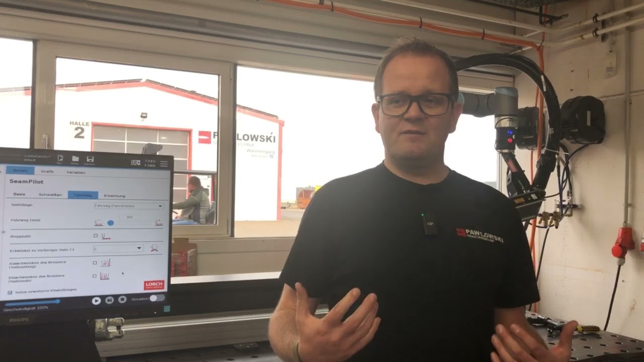 Vorführung und Erklärung von unserem Laserscanner für den Cobot, optische Erkennung beim Schweißen
