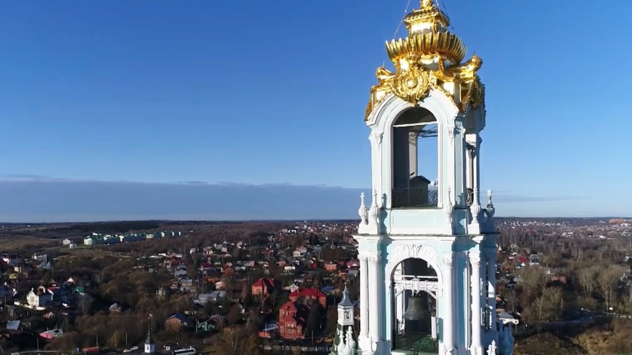 Каждую субботу куранты Троице-Сергиевой Лавры смазывают и заводят