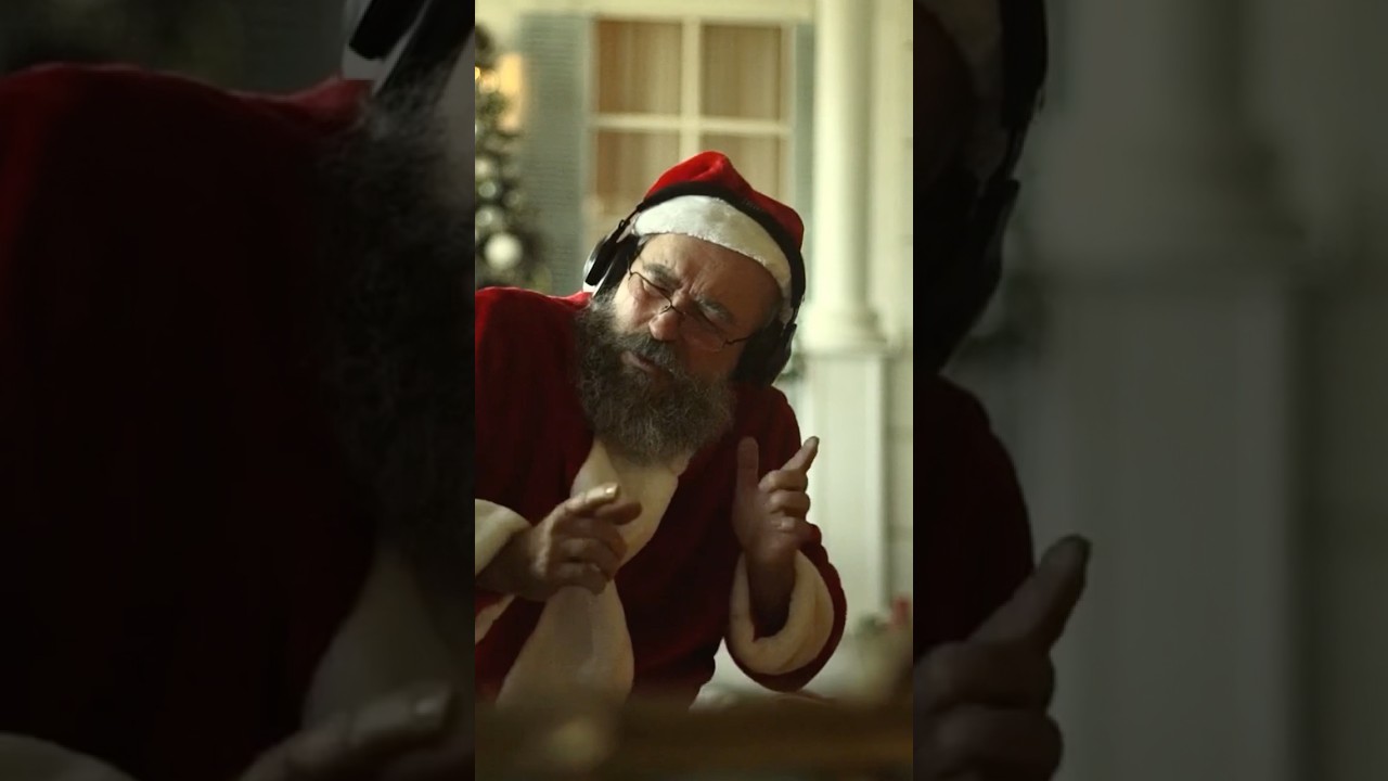 Santa Showtime – Funky Christmas music for holiday videos & ads 🎅🎶#christmasfunk #newyearmusic