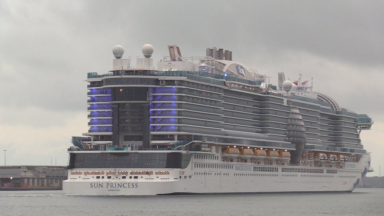 SUN PRINCESS DEPARTS FROM SOUTHAMPTON FOR FLORIDA 23/09/24
