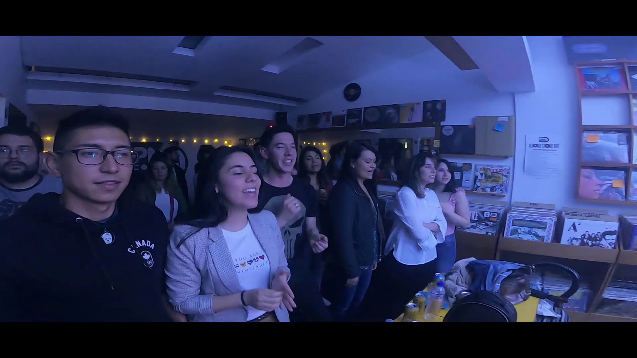 Metr&oacute;polit - Mil Versiones [En vivo RPM Records]