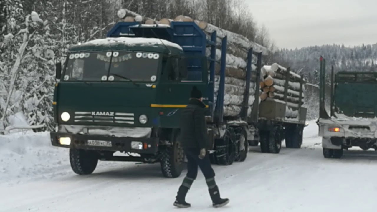 Камаз лесовоз не вышел в гору...Гололёд