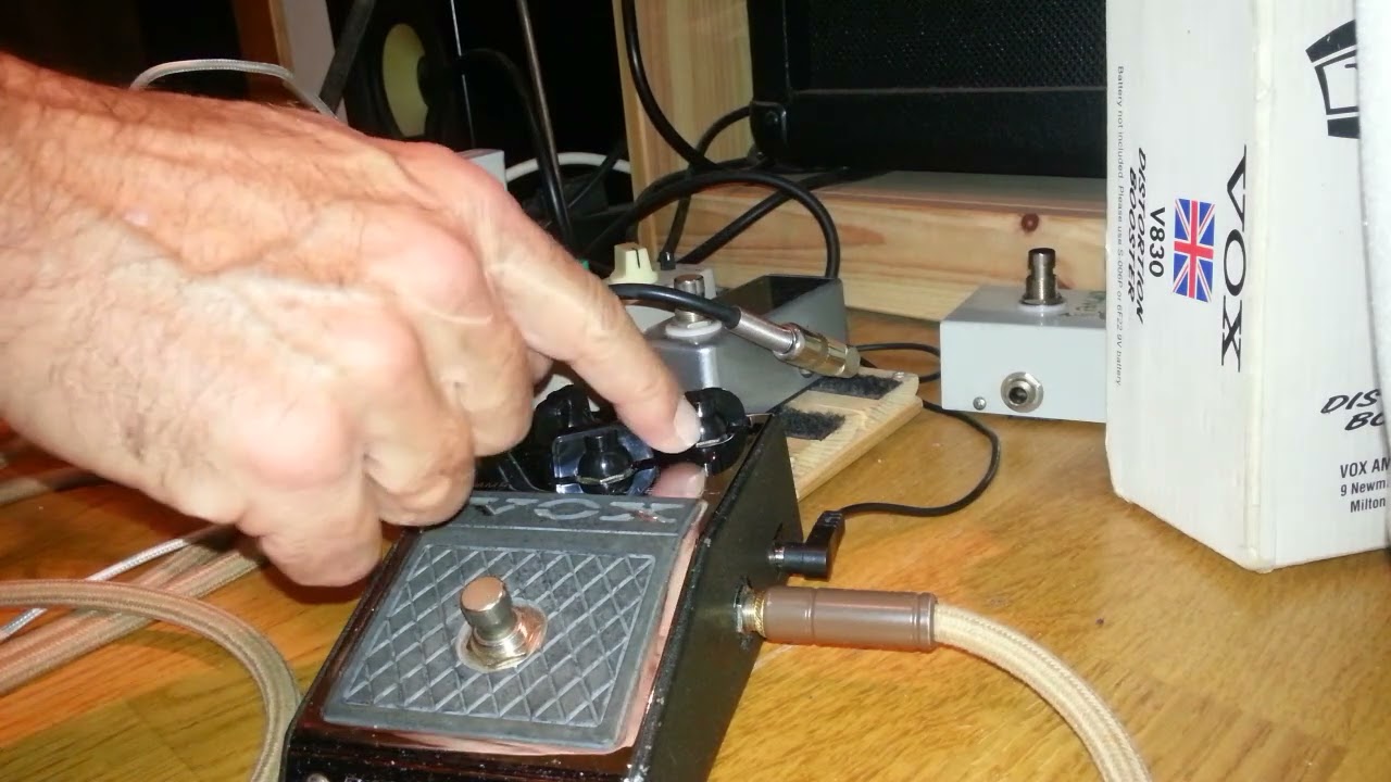 Vox distortion booster V830 My Sharona