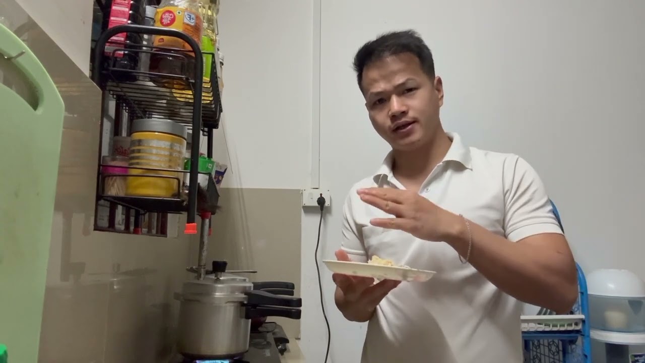 How to Cook Elephant Ear Leaves (Kochu) with Bamboo Shoots | Authentic Arunachal Recipe