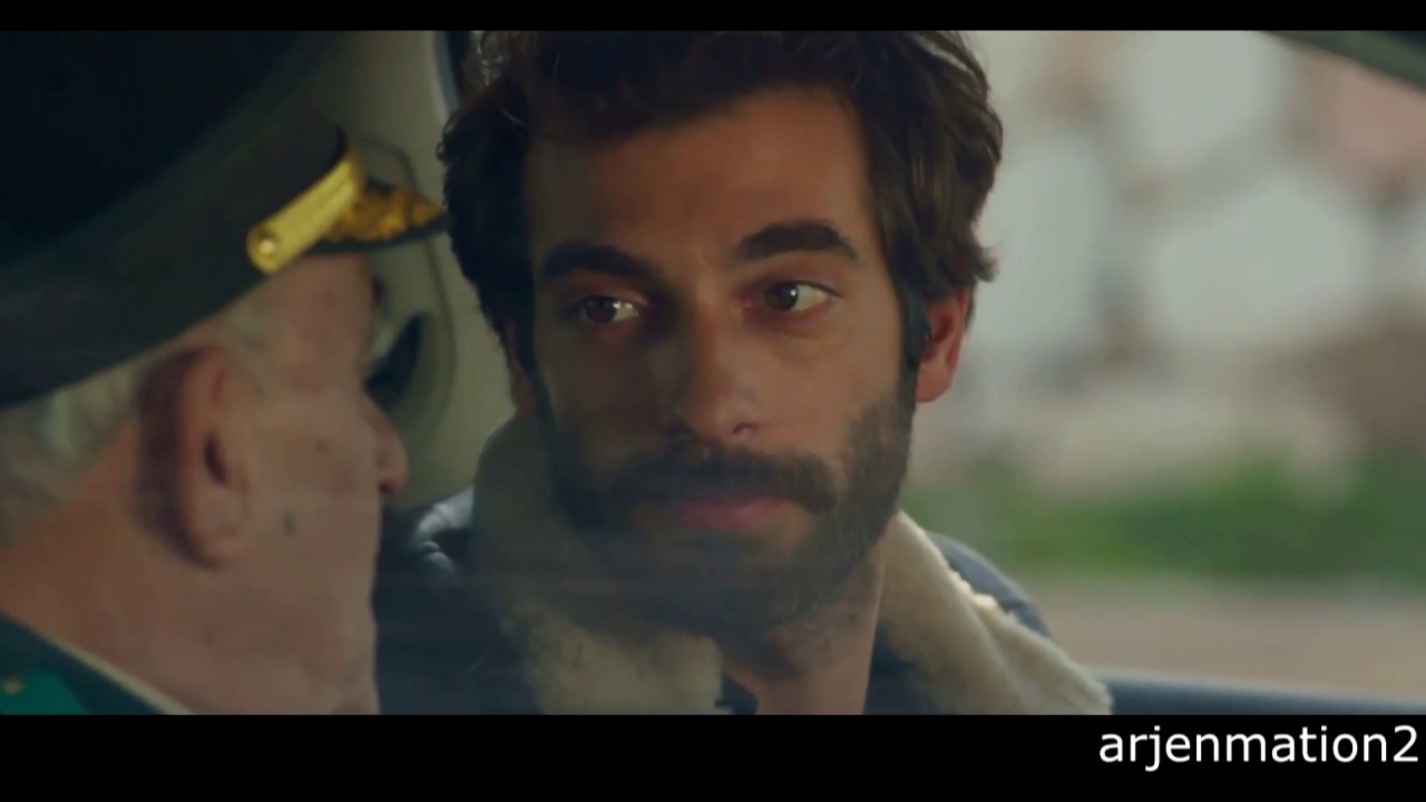 Poyraz Karayel - Kelimeler Albayım - Özel Klip