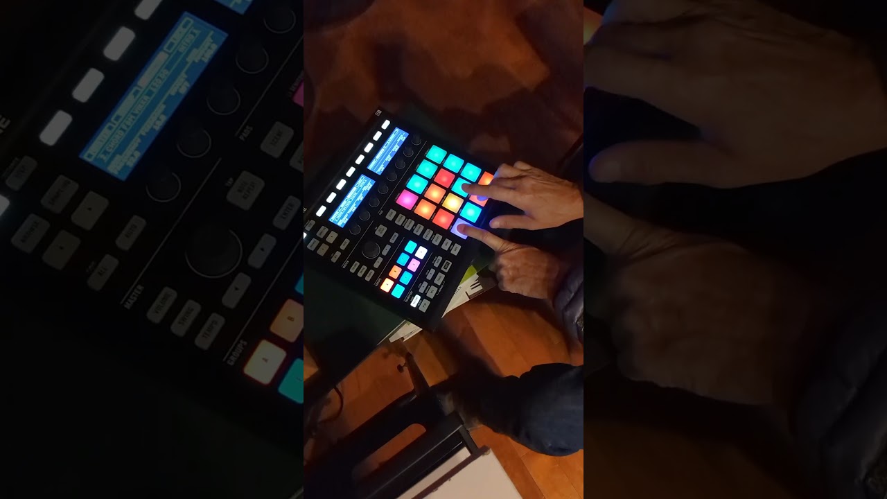 Native Instruments Maschine Mk2