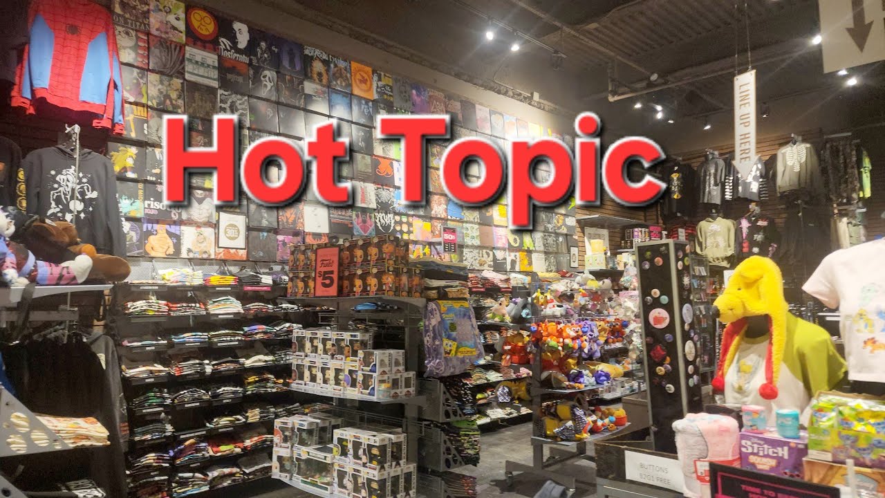 Hot Topic Store Browse With Me New Finds New York USA