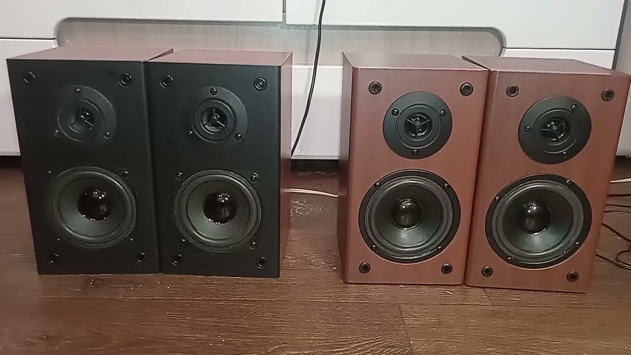 Видео сравнение  активных колонок 2.0 Sven sps-611 и Sven sps-612