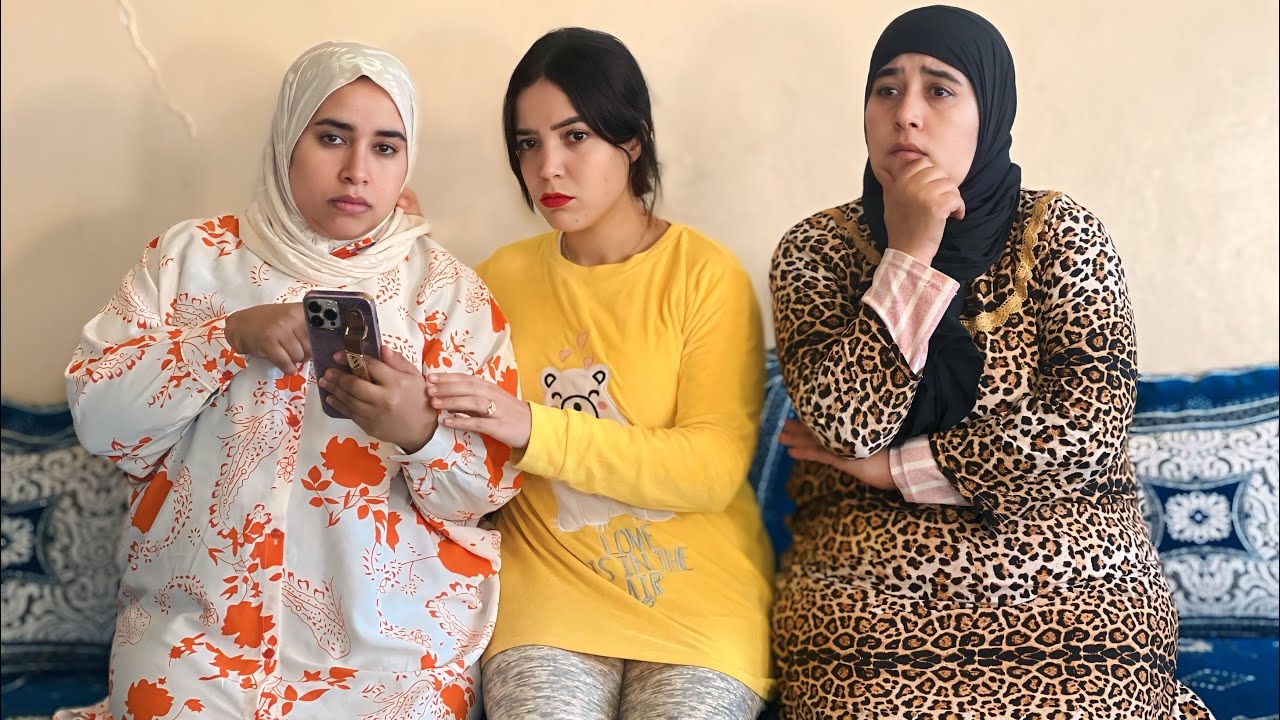 فيلم قصير:سكنات صاحبتها معها في دار لكن متوقعاتش بلي نهار عرسها غادي😱(غدر الصحابات،الغيرة ،الحسد)