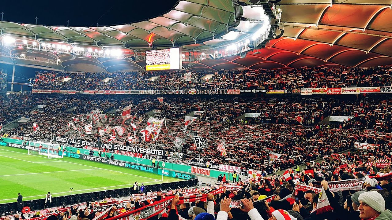 50.000 VfB Fans singen Hymne 