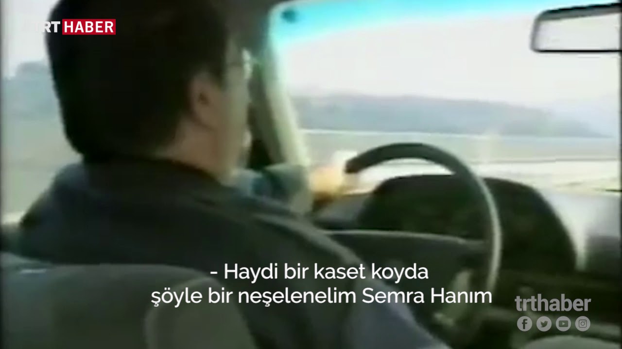 8. Cumhurbaşkanı Turgut Özal'ın vefatının üzerinden 25 yıl geçti.