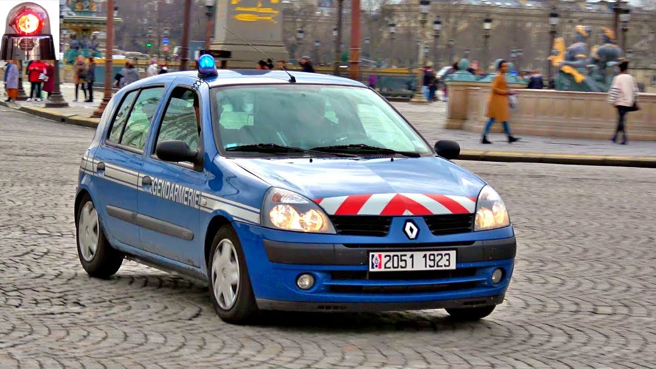 Voiture de la Gendarmerie en Urgence + banalisée // Police Car Responding Lights and Sirens