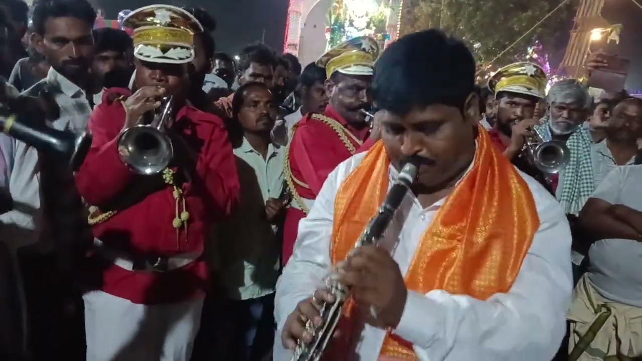 పోలకల్ చెన్న సోమేశ్వర స్వామి జాతరలో బొల్లవరం బ్యాండ్ మాస్టర్స్ రామూర్తి రవి