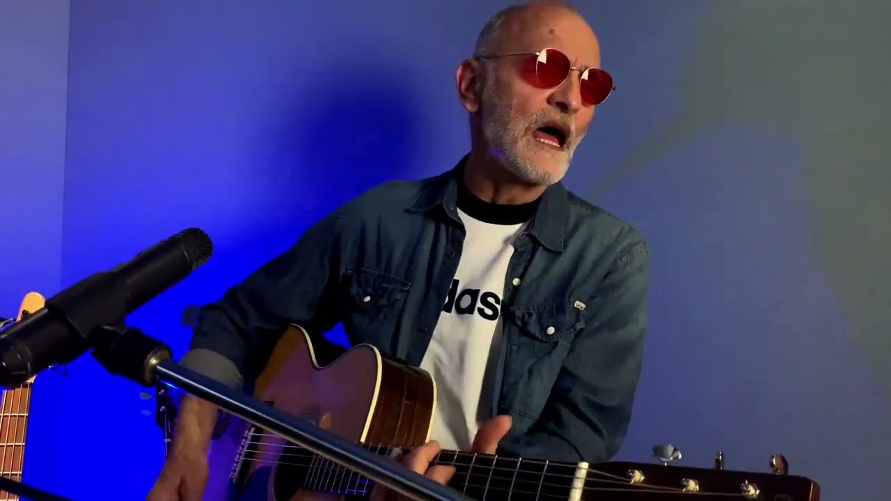 Staying Alive (Bee Gees) acoustic cover