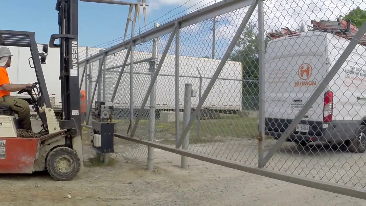 Cantilever Slide Gate Repair and Maintenance