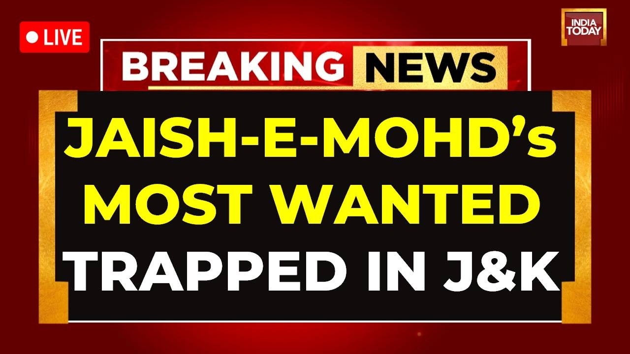 Kishtwar Encounter LIVE: Jaish Mastermind Trapped, Fire Exchange | India Today LIVE