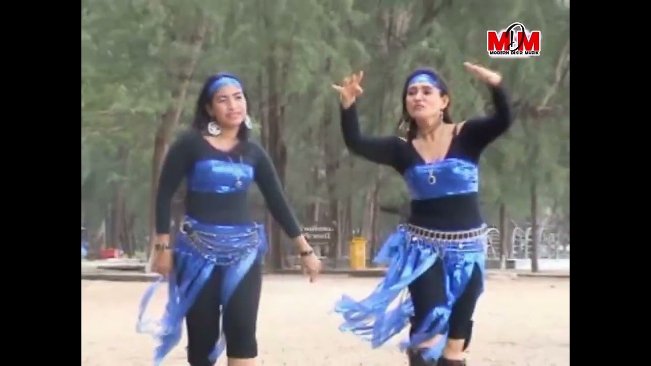 munirah &  Yasmee  -   Donia Sekarang. (Official  music. Video)