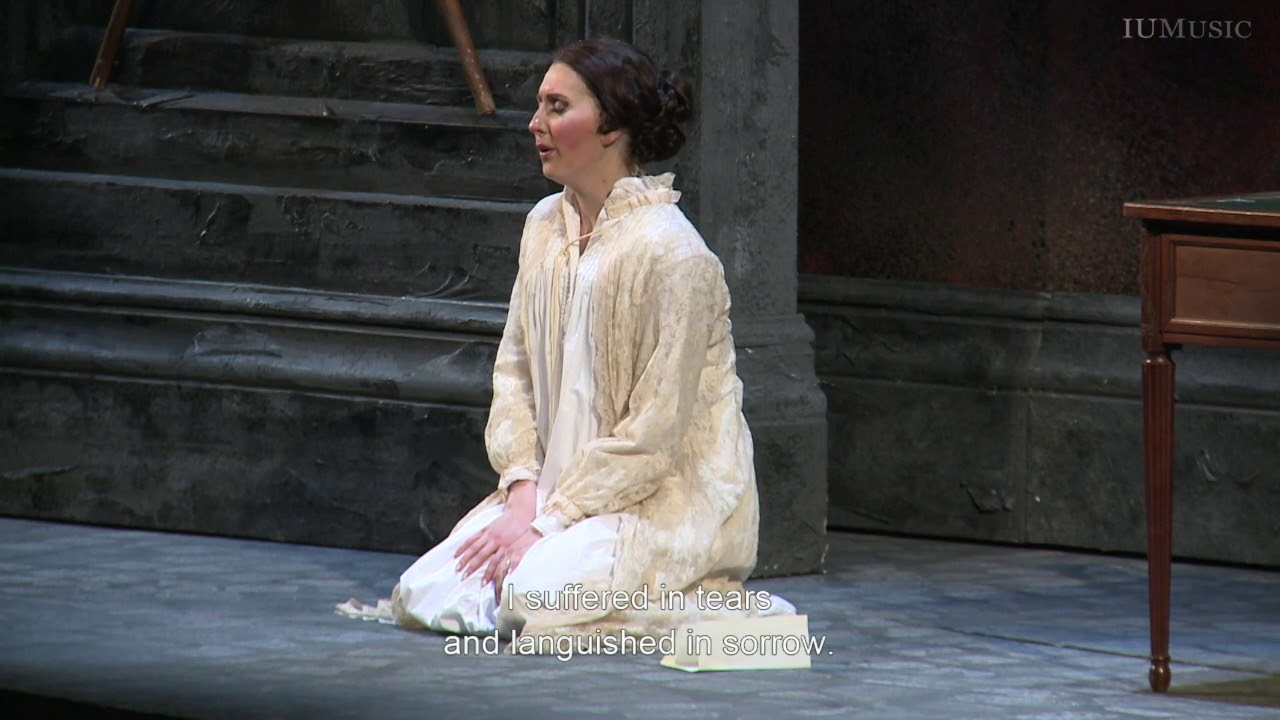 Baritone Jason Duika and Soprano Kellie Motter sing the Lucia/Enrico duet.