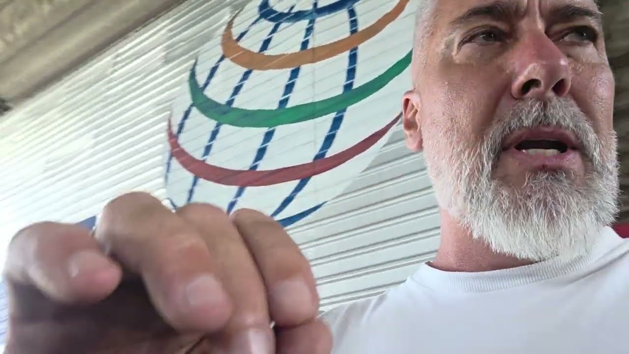 POS VENDA NAO E BRINCADEIRA, SE VC NAO GARANTE O Q VENDE VOCE QUEBRA O CLIENTE...