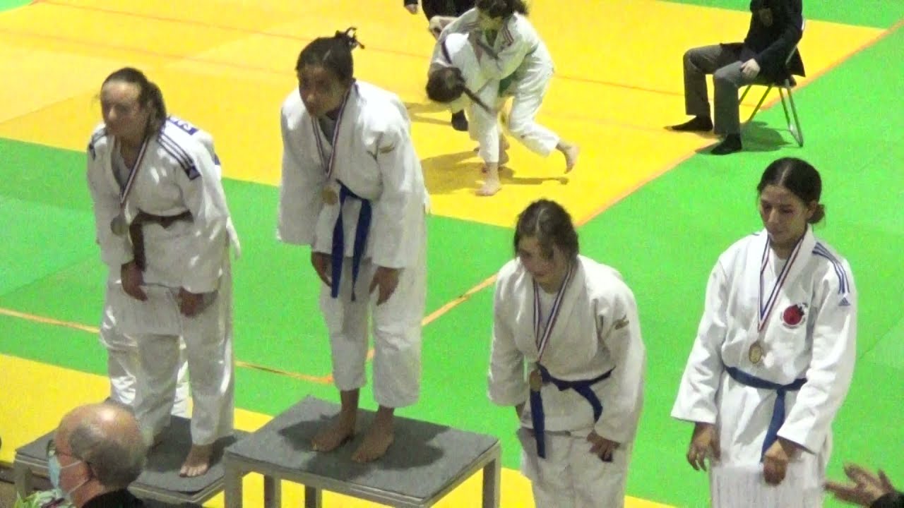 2022 JUDO JADE JCEL  -63kg Championnat du Rhône minime féminine LYON : Remise des médailles