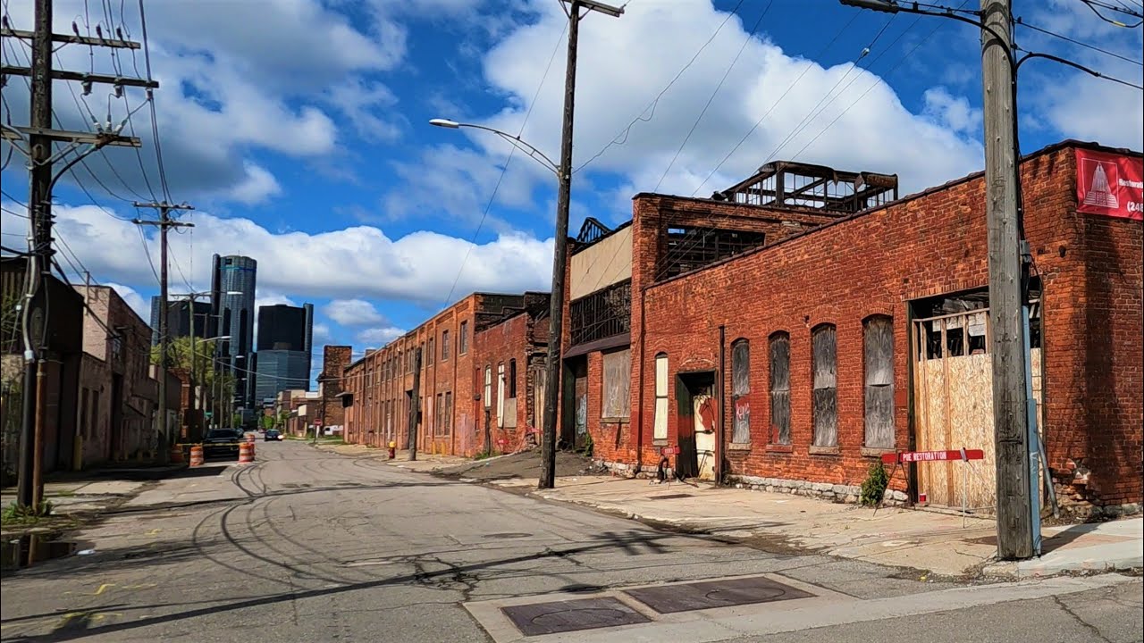 Detroit Walking. Exploring the Rivertown Warehouse District