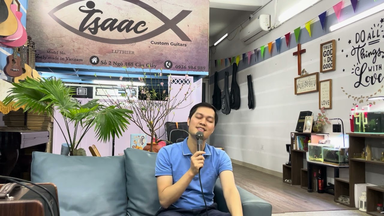 Mọi suy tôn thuộc Vua. Hát & thu âm thanh trực tiếp trên loa NUX AC50