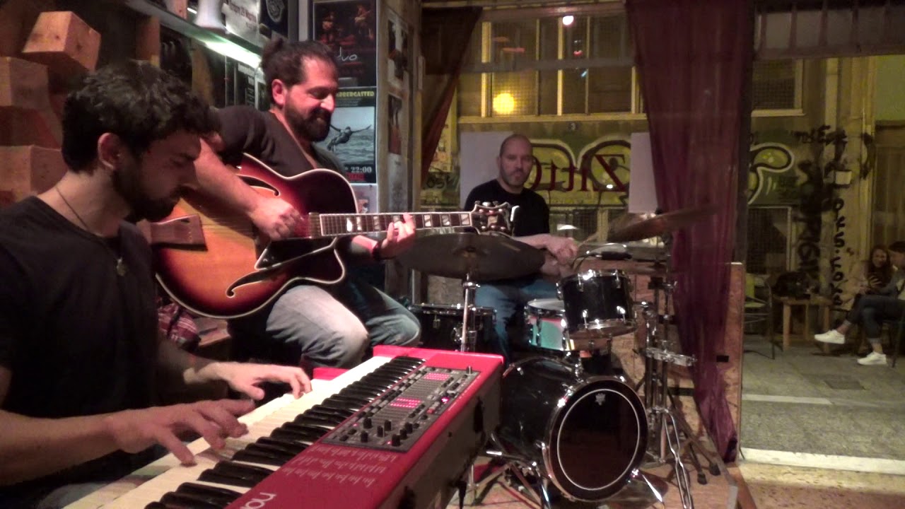 ''The Spicy Organ Jazz Trio'' Jingles of Wes Montgomery