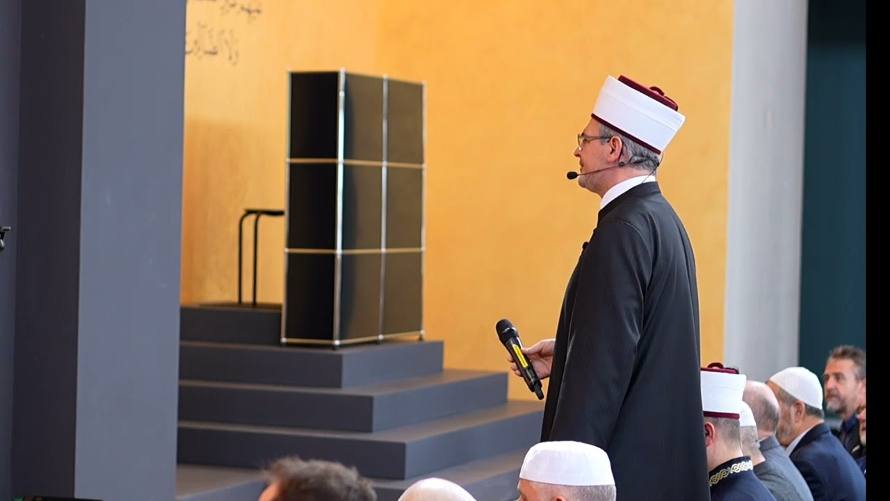 Adhan / Ezan: Imam Benjamin Idriz