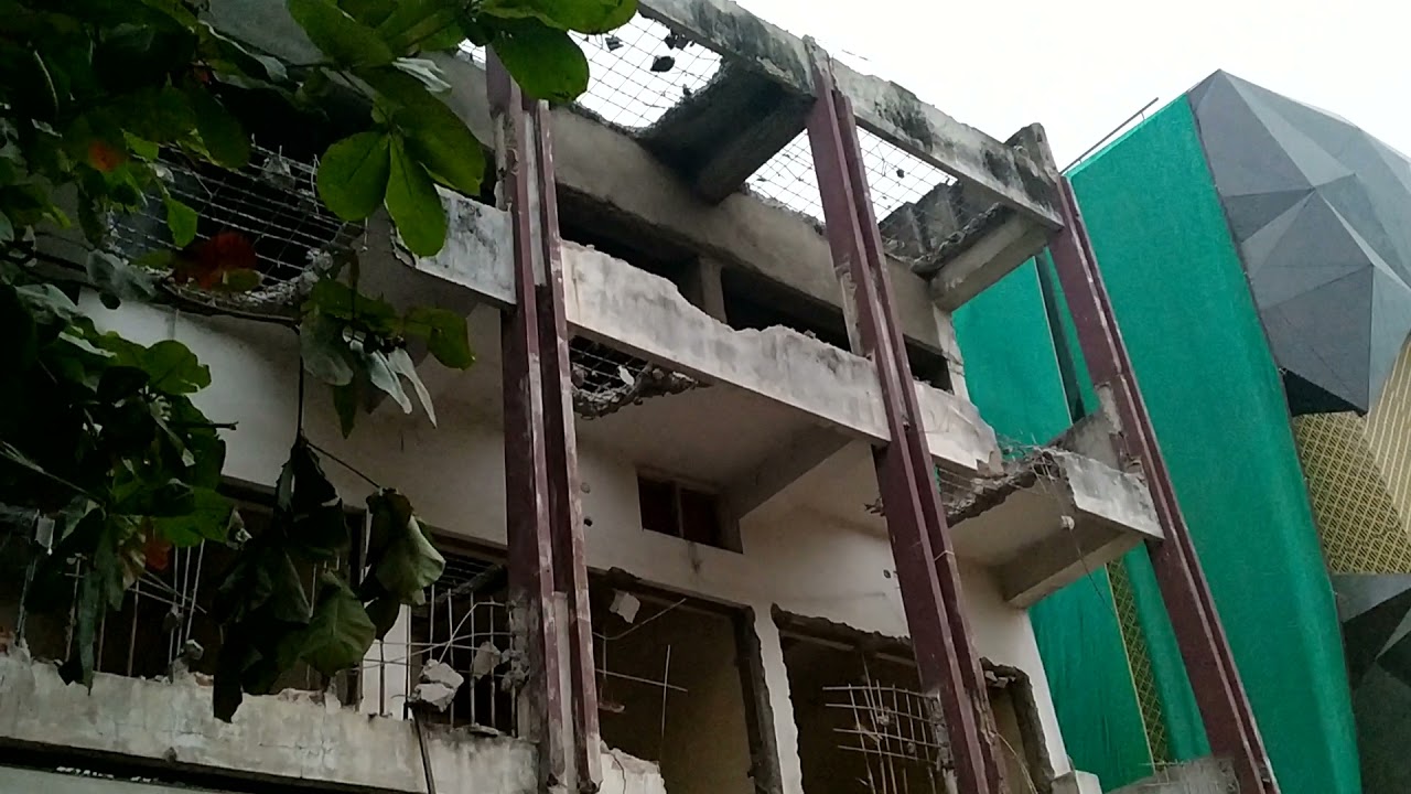 demolition work Nagpur Ambedkar chowk