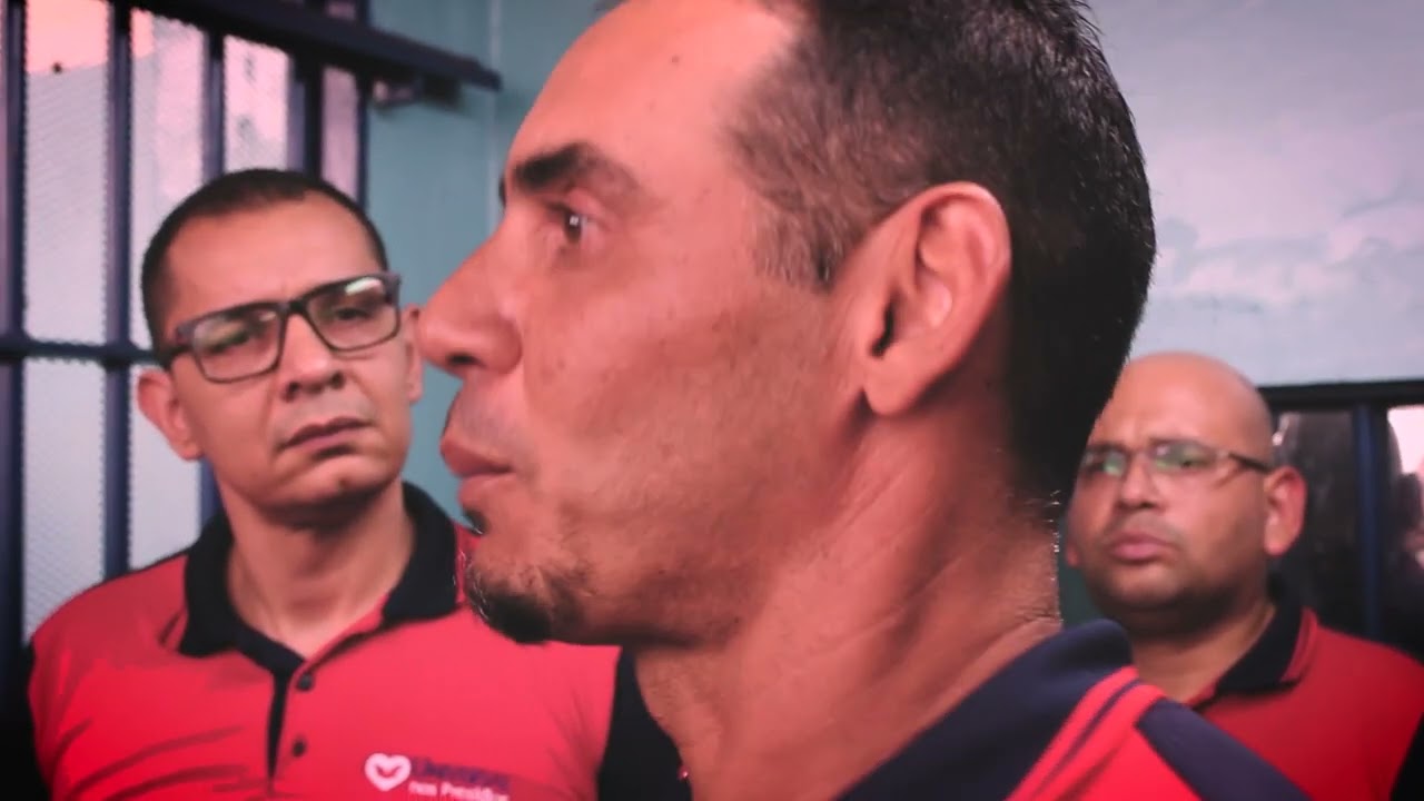 Universal nos Presídios