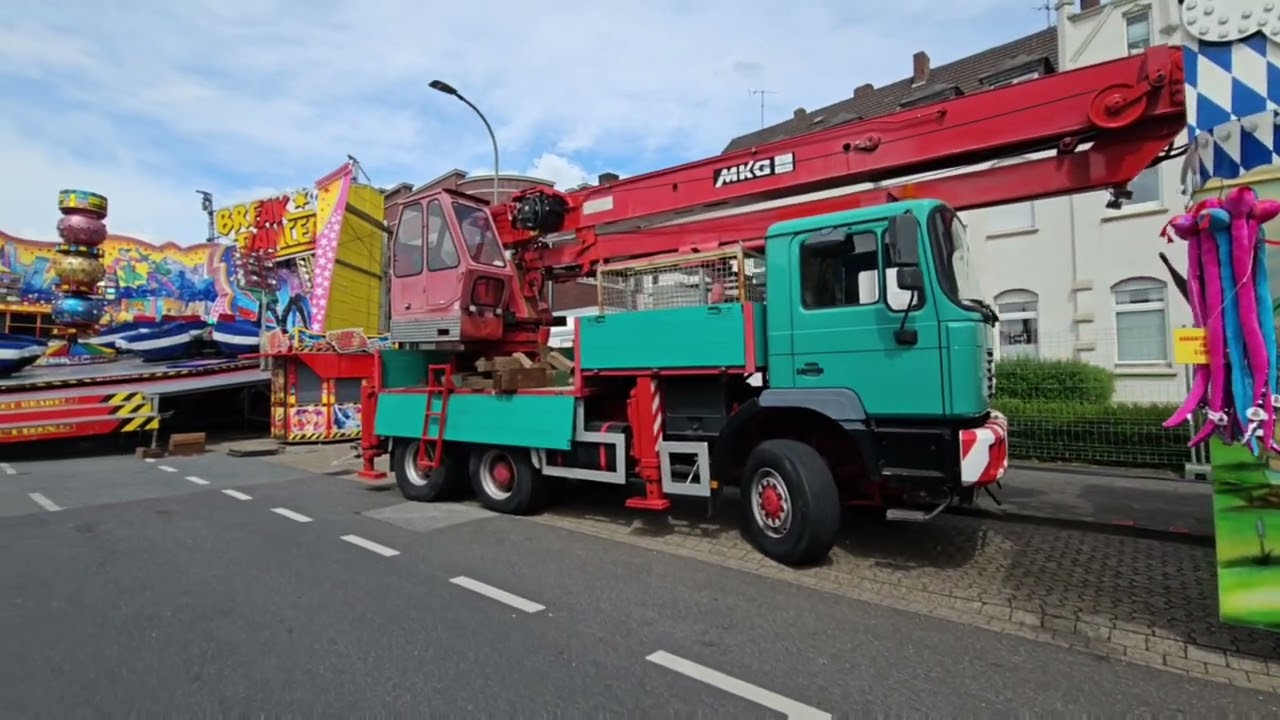 Aufbau Kirmes / Opbouw Kermis  Geldern 2024