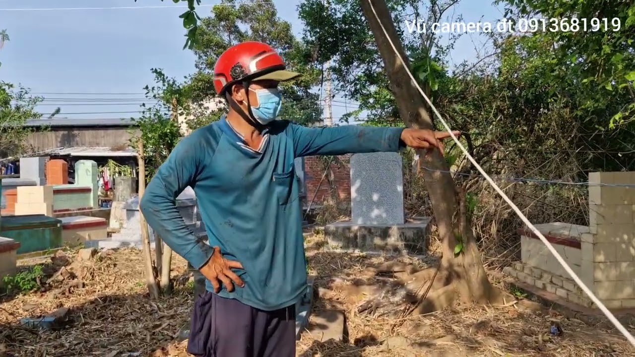 Thợ cắt cây khu mộ người Hoa giá 3500.